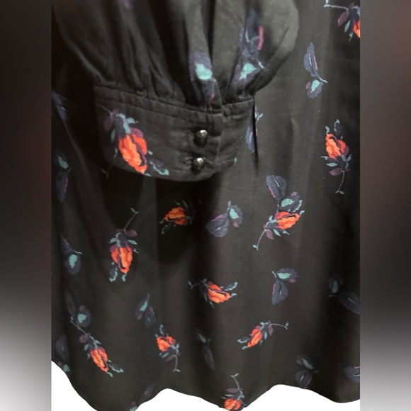 Maeve black floral longsleeve tops size L - Picture 6 of 10